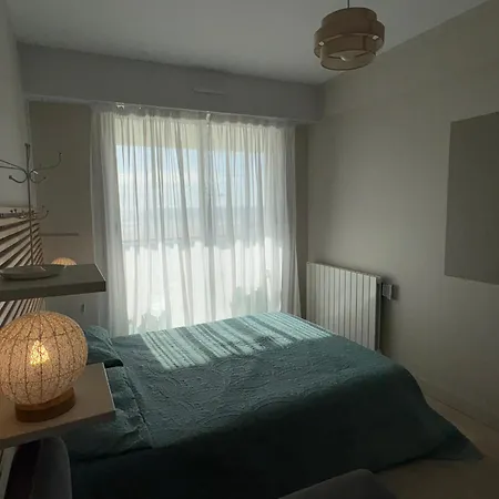 Renove 1 Avec Balcon Et Parking Prive A - Fr-1-323-413 Apartment *