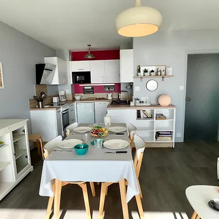 3 Etoiles A Jean De Monts, 5 Pers, Parking, Face - Fr-1-323-413 * Saint-Jean-de-Monts