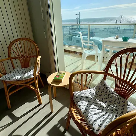 아파트 3 Etoiles A Jean De Monts, 5 Pers, Parking, Face - Fr-1-323-413 생장드몽