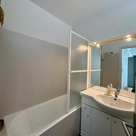 3 Etoiles A Jean De Monts, 5 Pers, Parking, Face - Fr-1-323-413 *