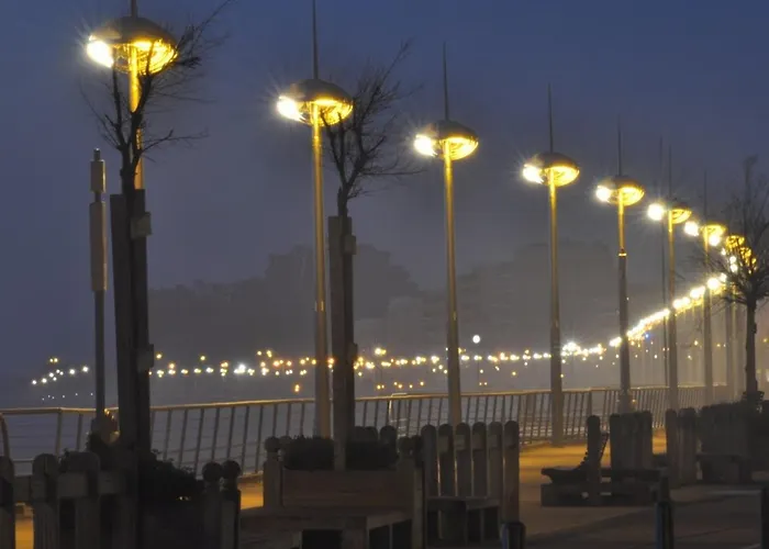 3 Etoiles A Jean De Monts, 5 Pers, Parking, Face - Fr-1-323-413 생장드몽