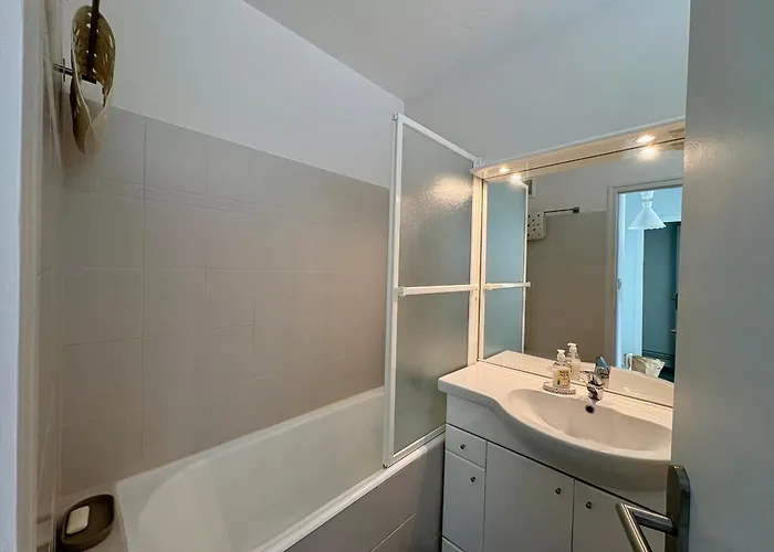 3 Etoiles A Jean De Monts, 5 Pers, Parking, Face - Fr-1-323-413 *